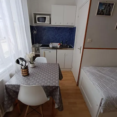 Les Madeleines de Saint-Omer Apartment *